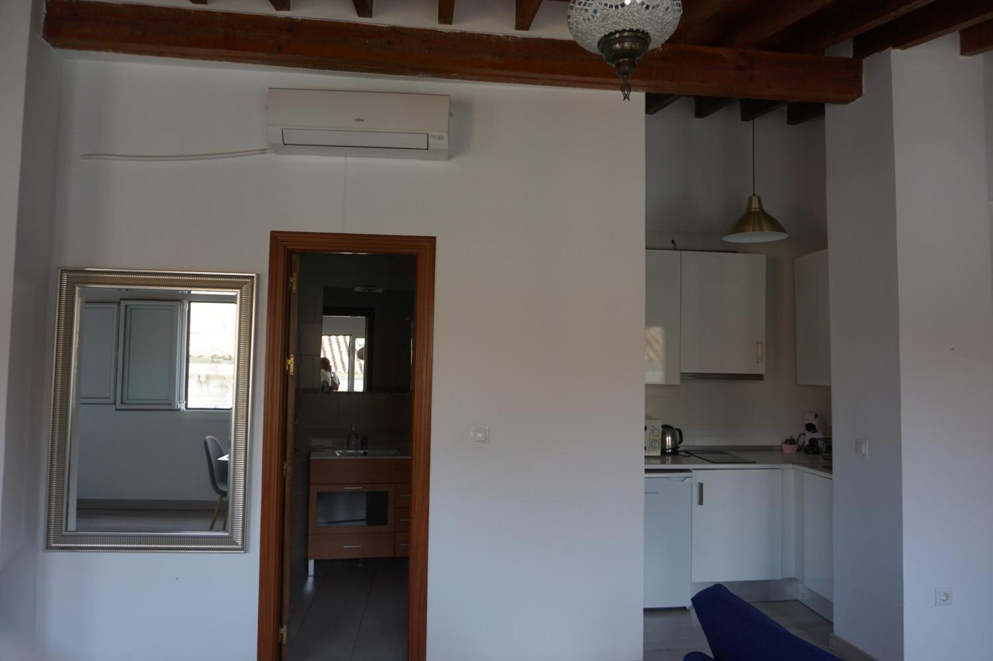 Apartamentos Mediterranea Centro 马拉加 外观 照片